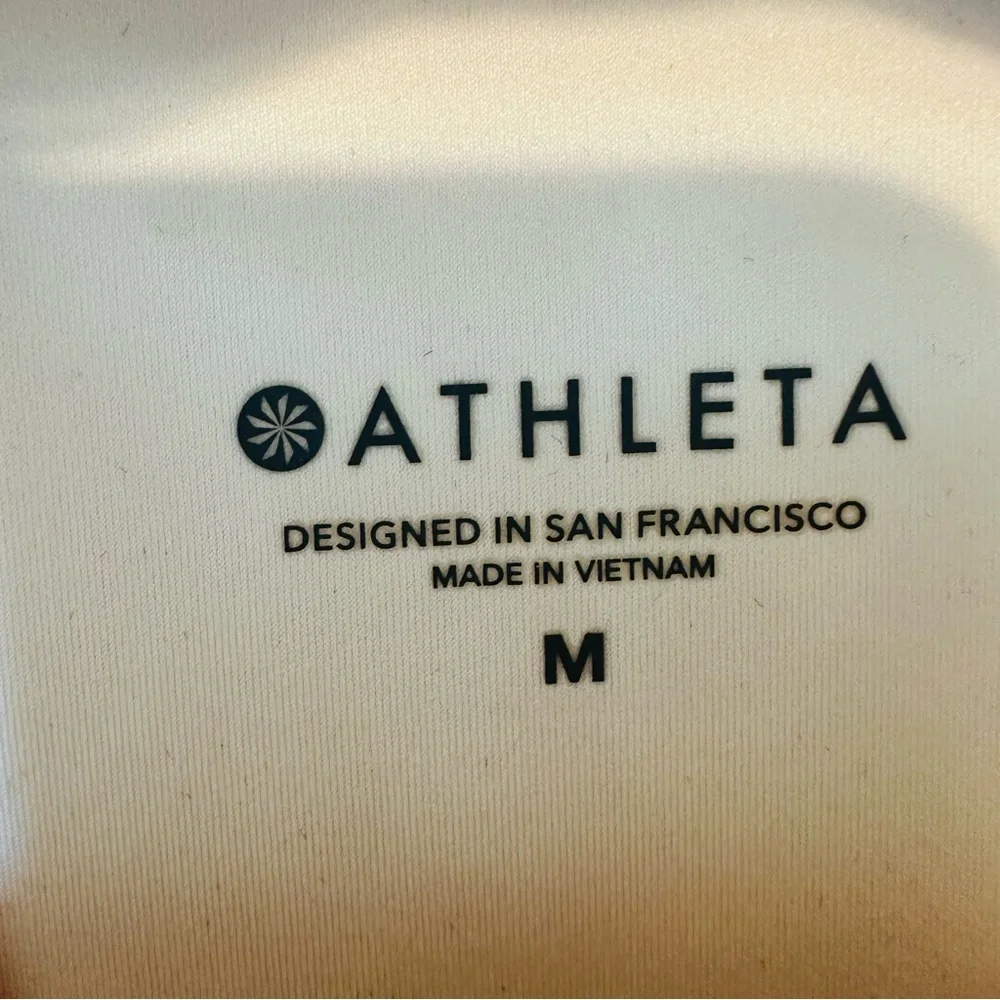 Athleta Shanti Printed Crop Tank in Sea Spray Medium - Picture 6 of 7